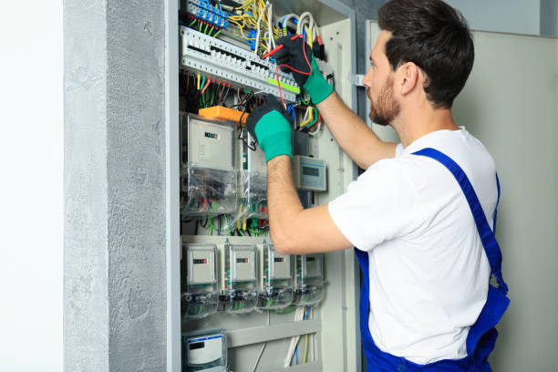 Best Circuit Breaker Repair  in Waite Park, MN